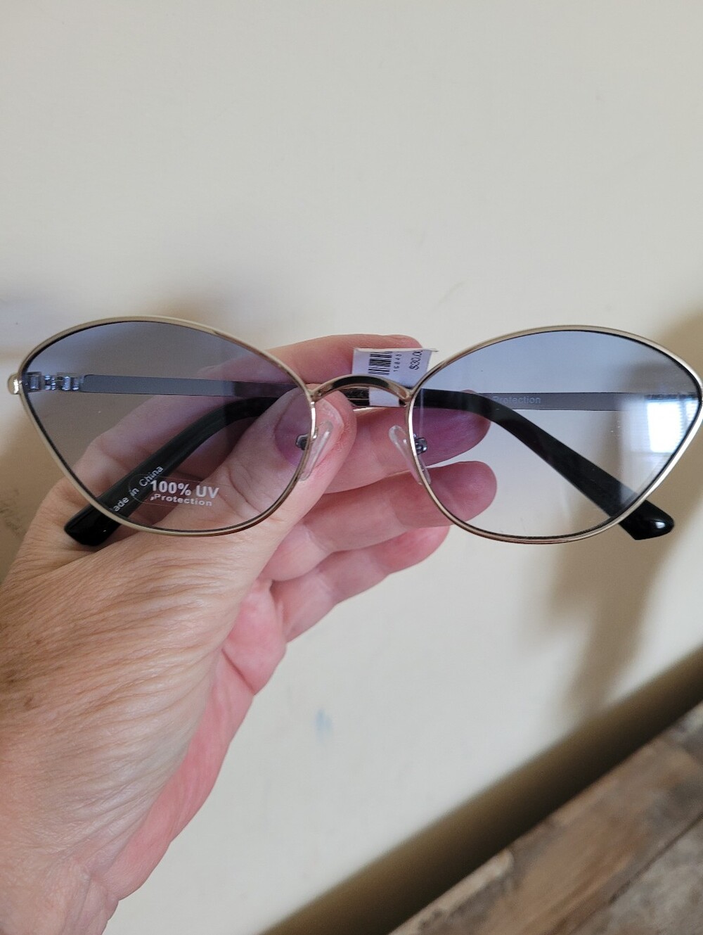 Free People Ashly Metal Cat-eye Shape Sunglasses - Picture 6 of 8